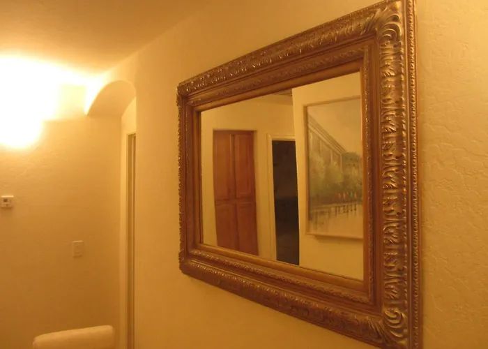 Art Gallery Holiday home
